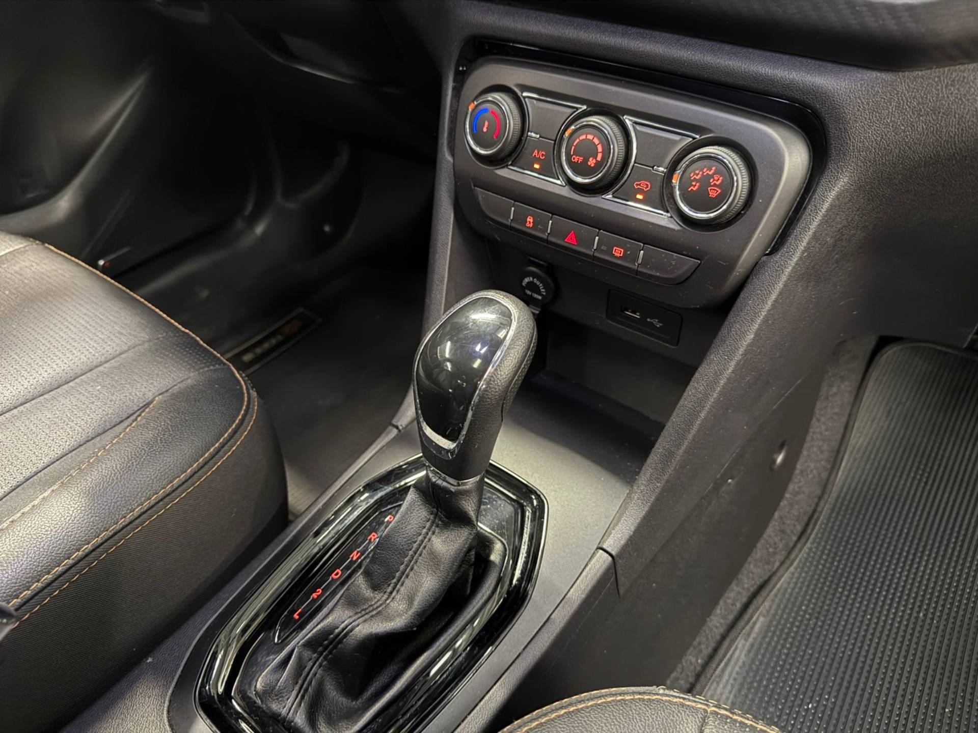 CHERY TIGGO 2