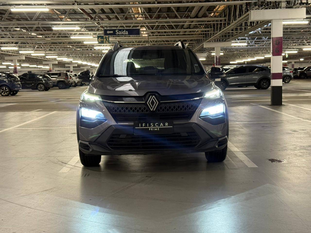 RENAULT JUVAQUATRE
