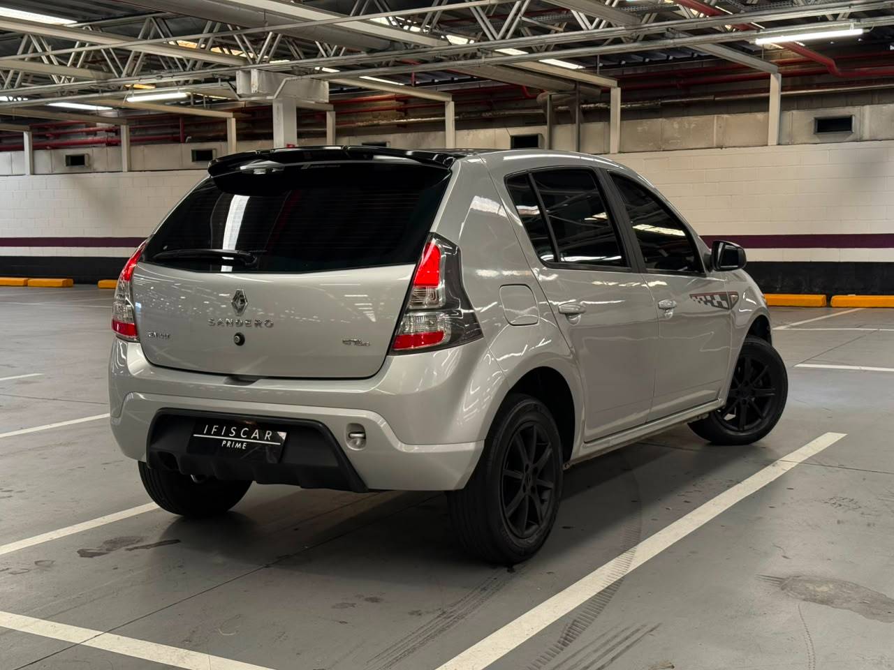 RENAULT SANDERO