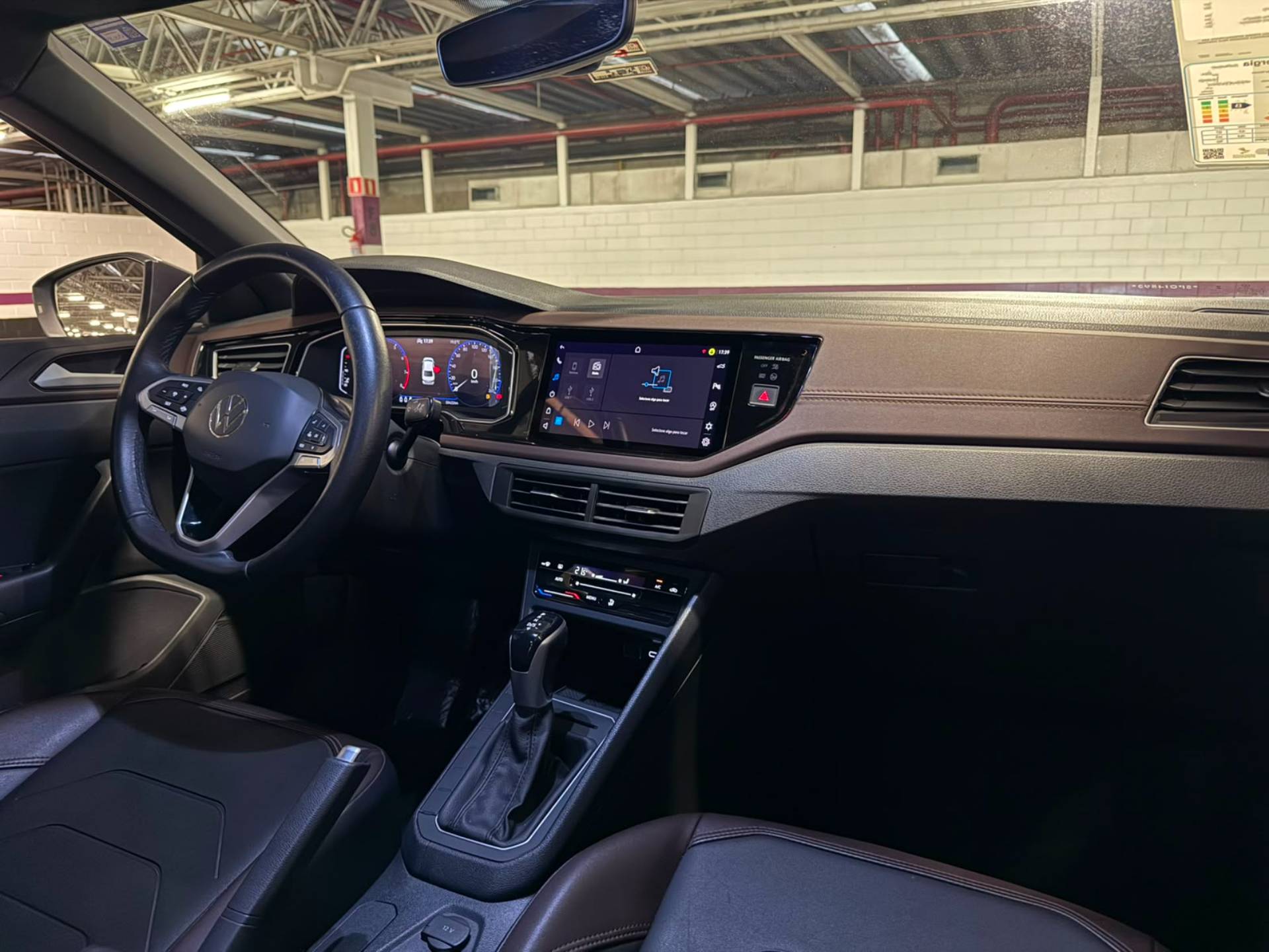 VOLKSWAGEN VIRTUS