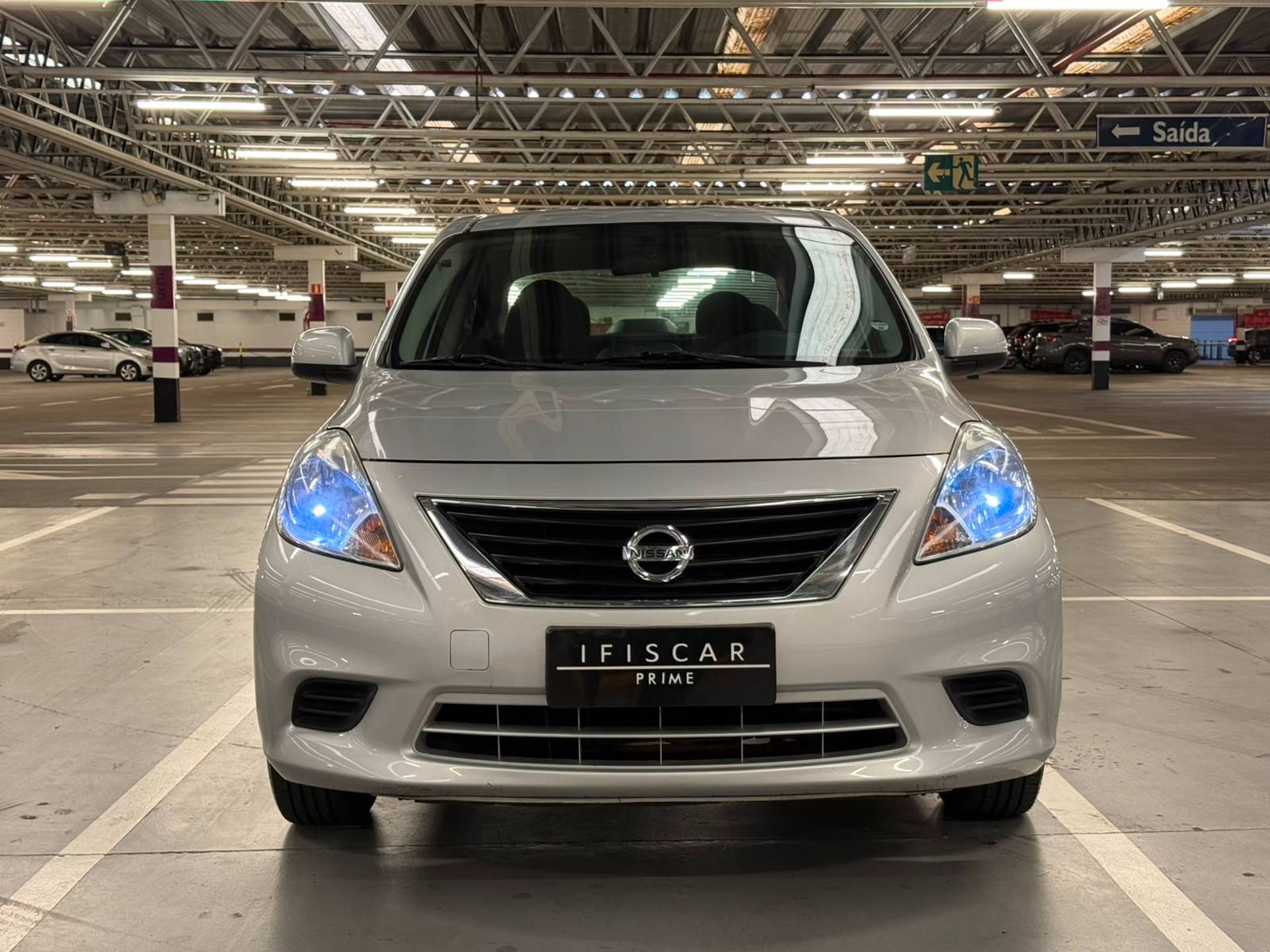 NISSAN VERSA