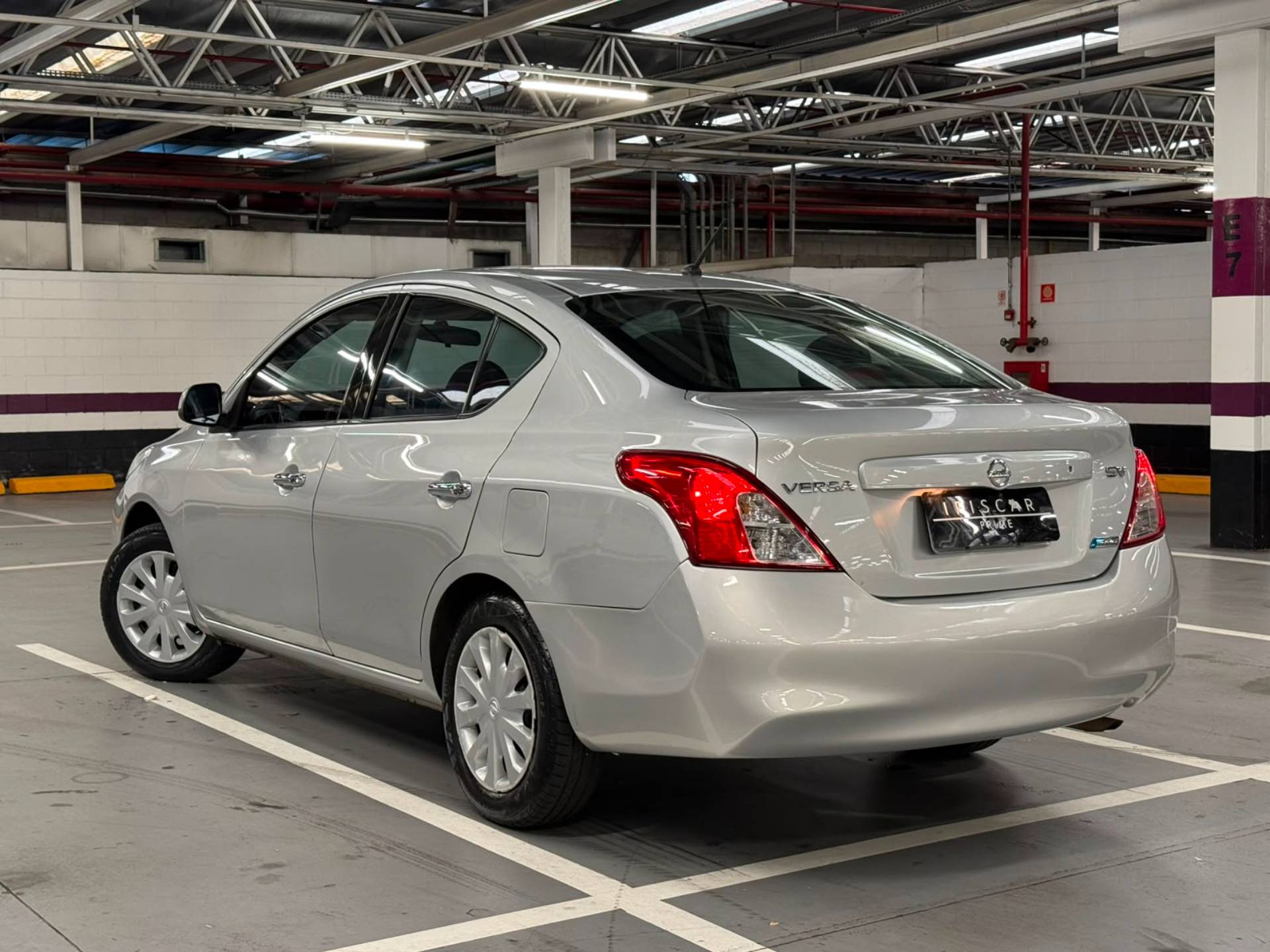 NISSAN VERSA