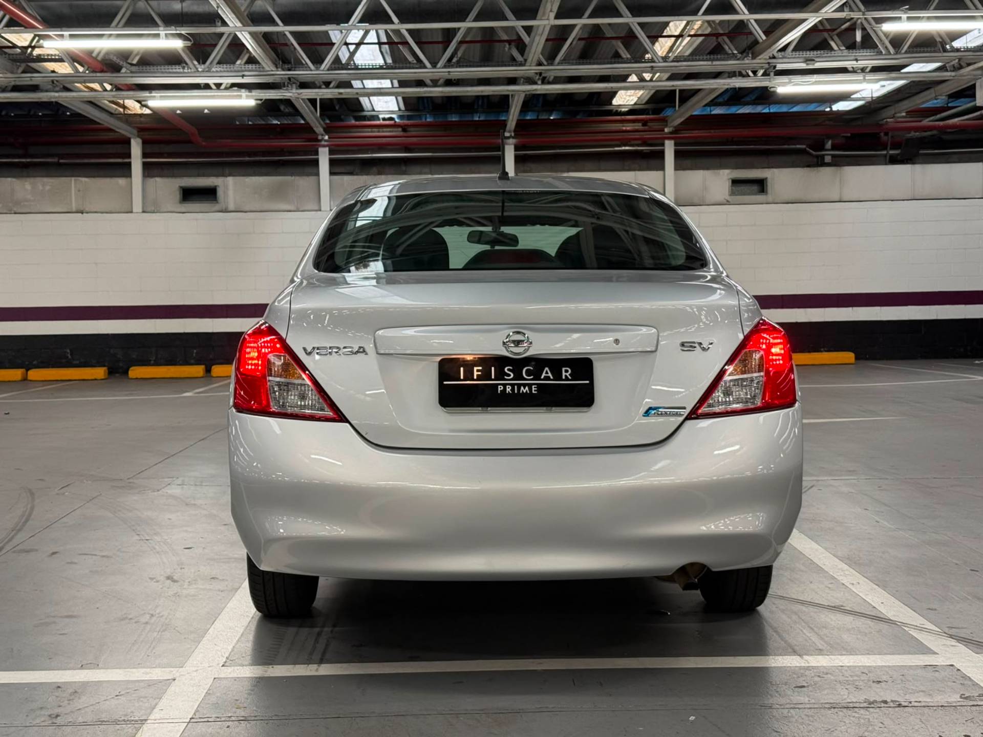 NISSAN VERSA