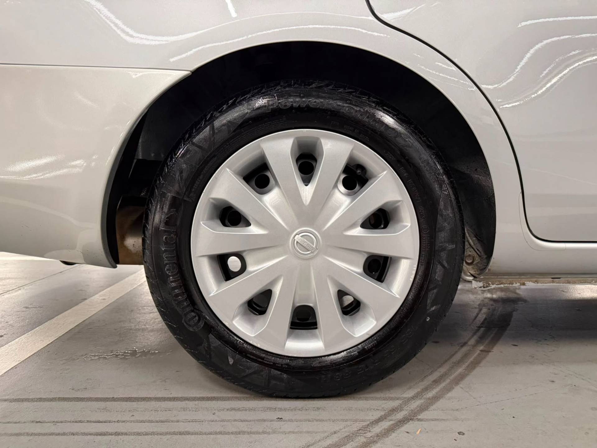 NISSAN VERSA