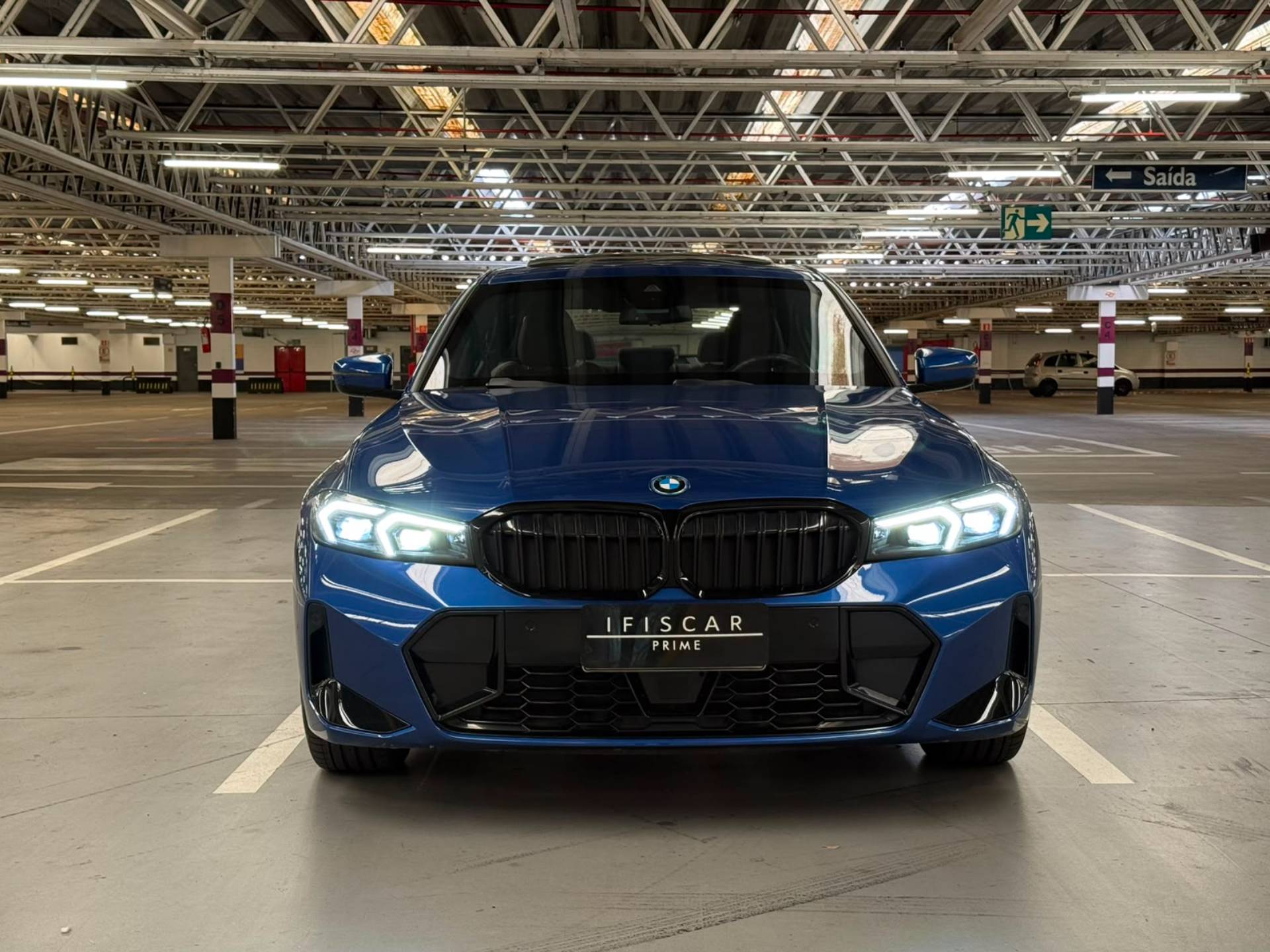 BMW 330e