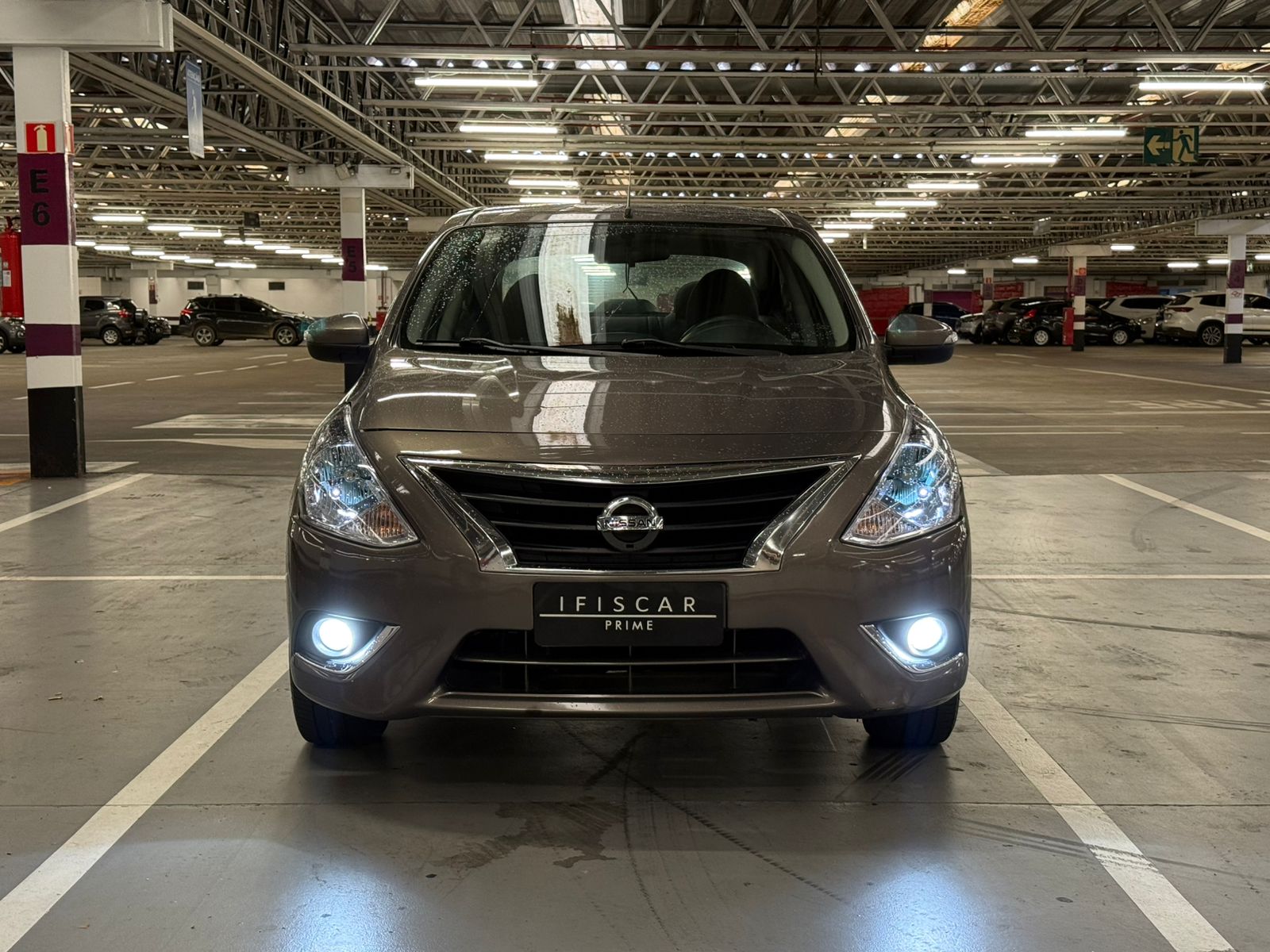 NISSAN VERSA