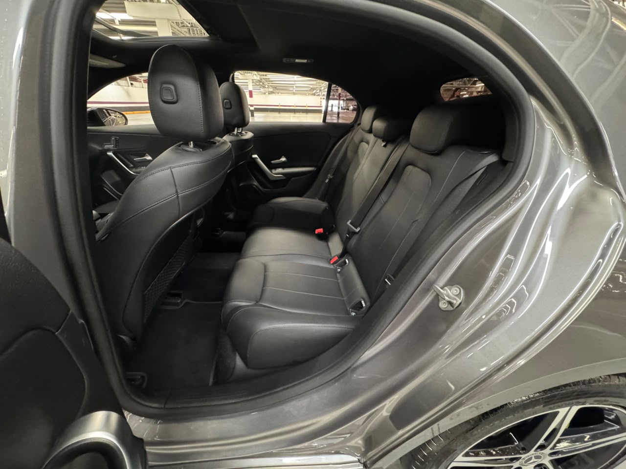 MERCEDES-BENZ A 250