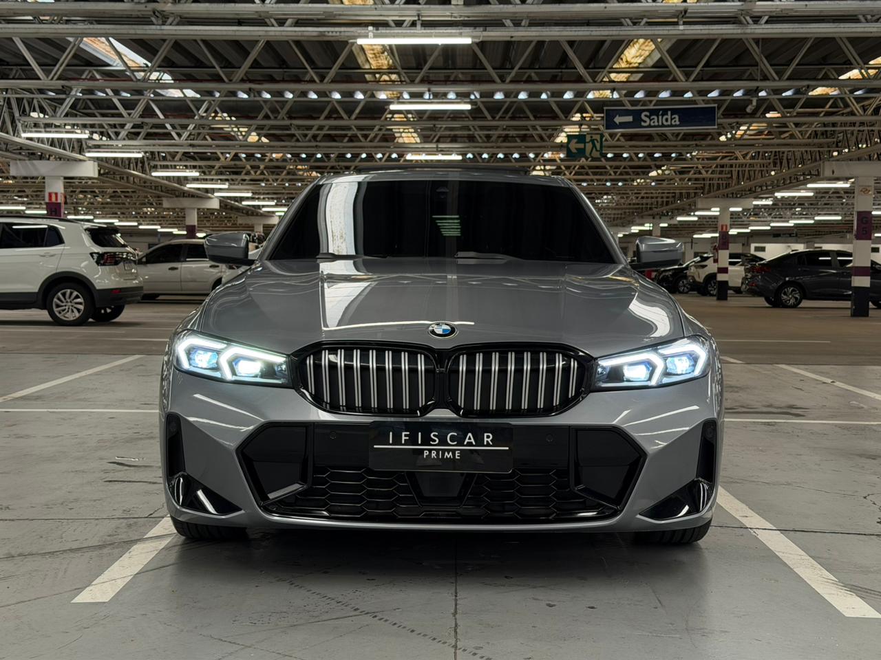 BMW 320i