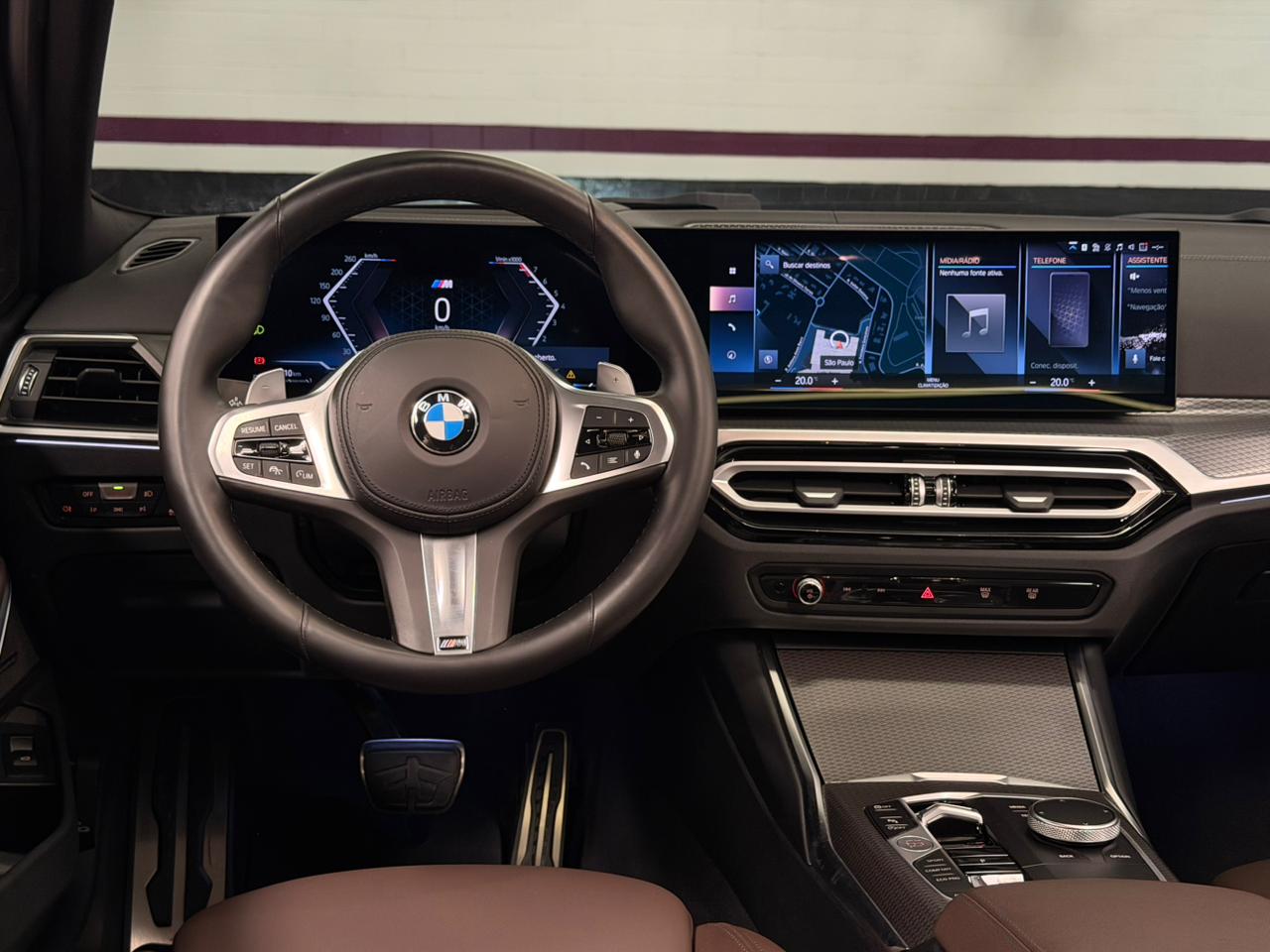 BMW 320i