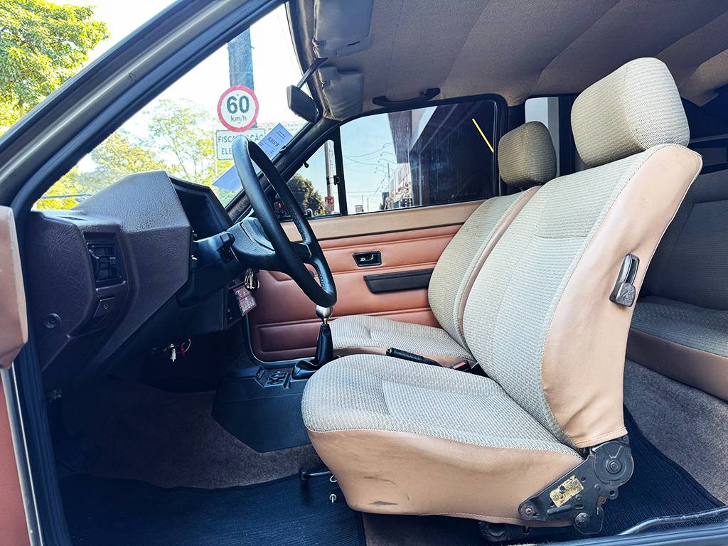 VOLKSWAGEN GOL