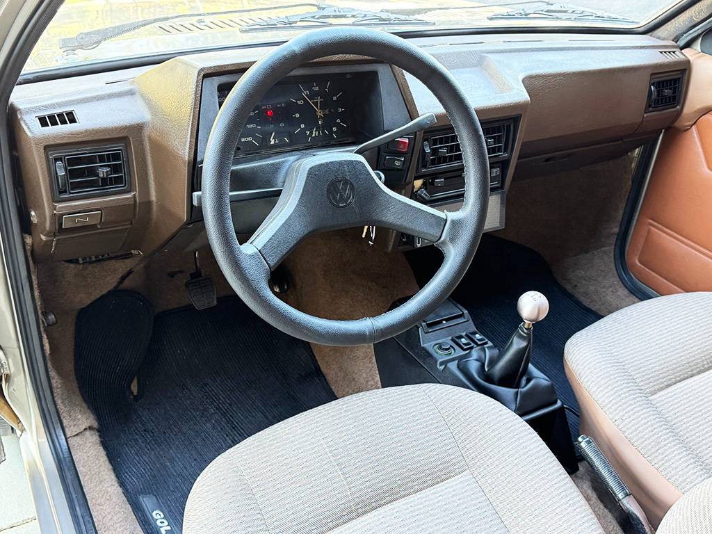 VOLKSWAGEN GOL
