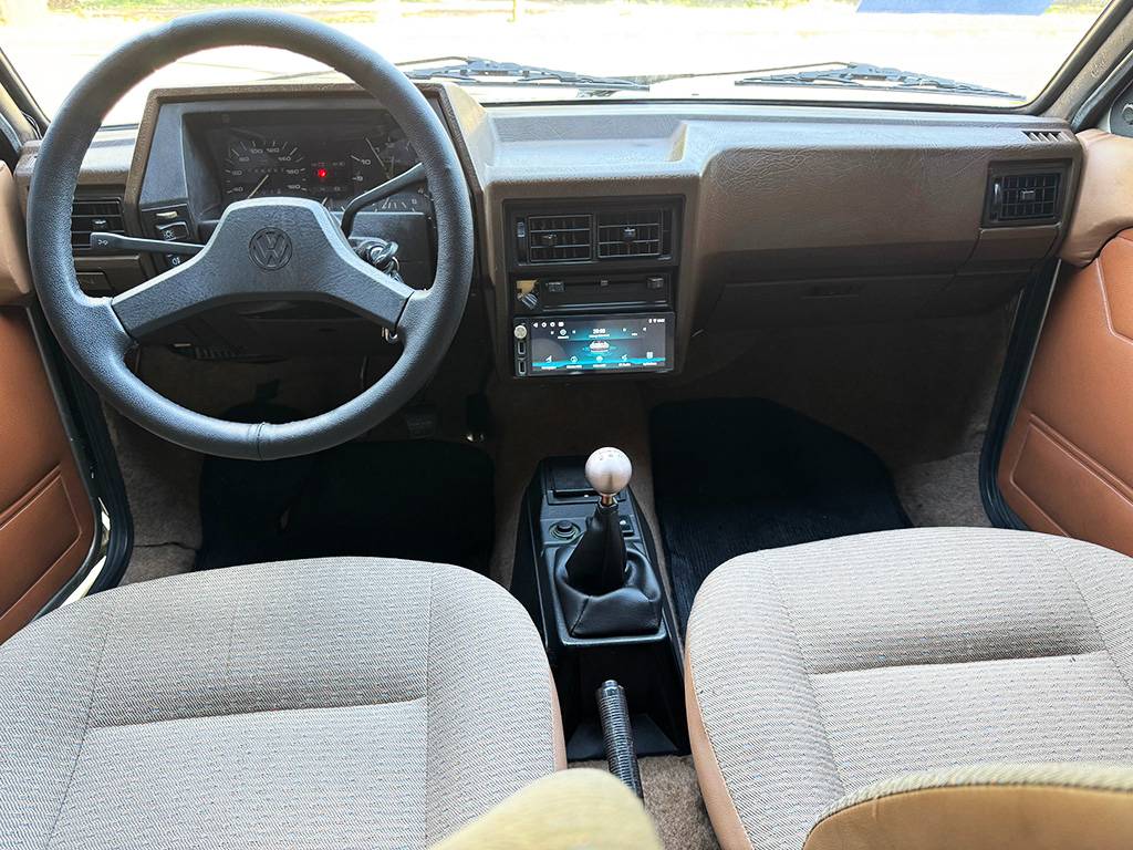 VOLKSWAGEN GOL
