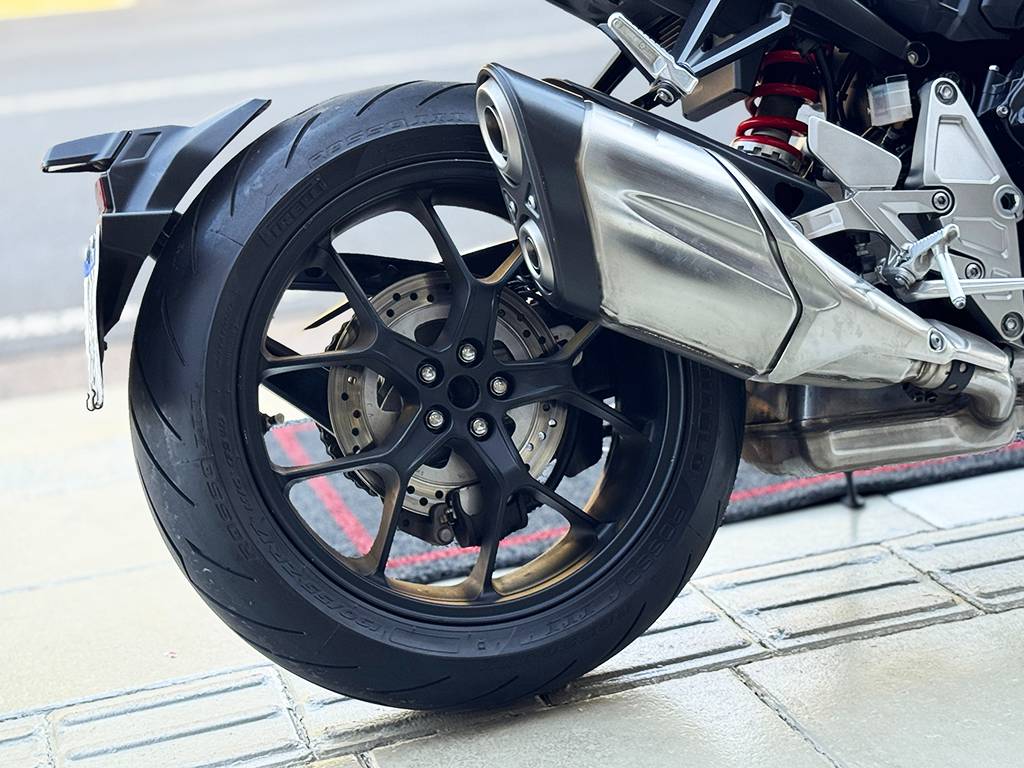 HONDA CB 1000R ABS