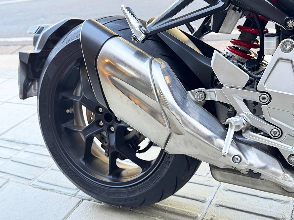 HONDA CB 1000R ABS