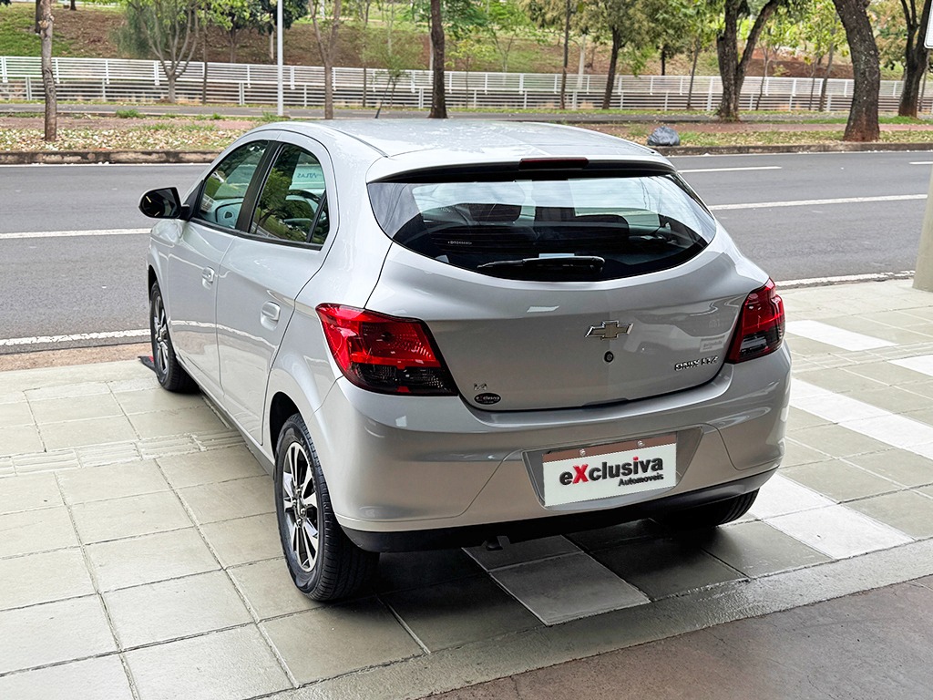 CHEVROLET ONIX