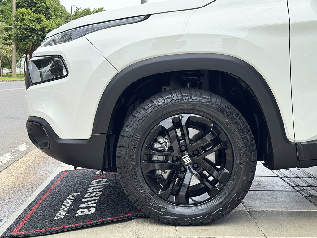 FIAT TORO