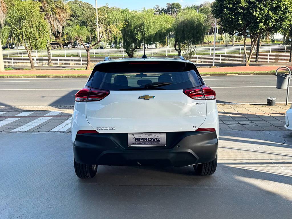 CHEVROLET TRACKER