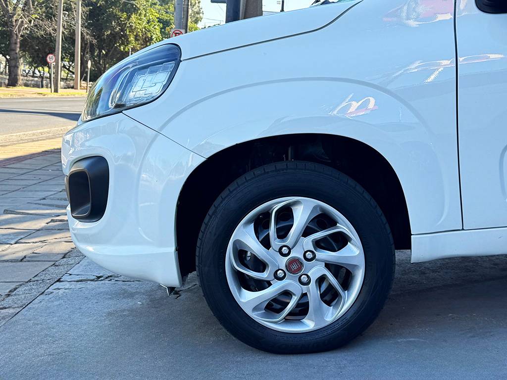 FIAT UNO