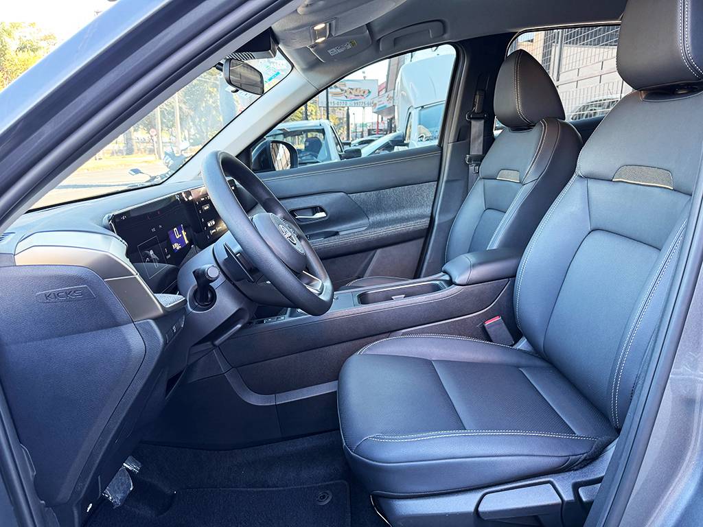 NISSAN KICKS