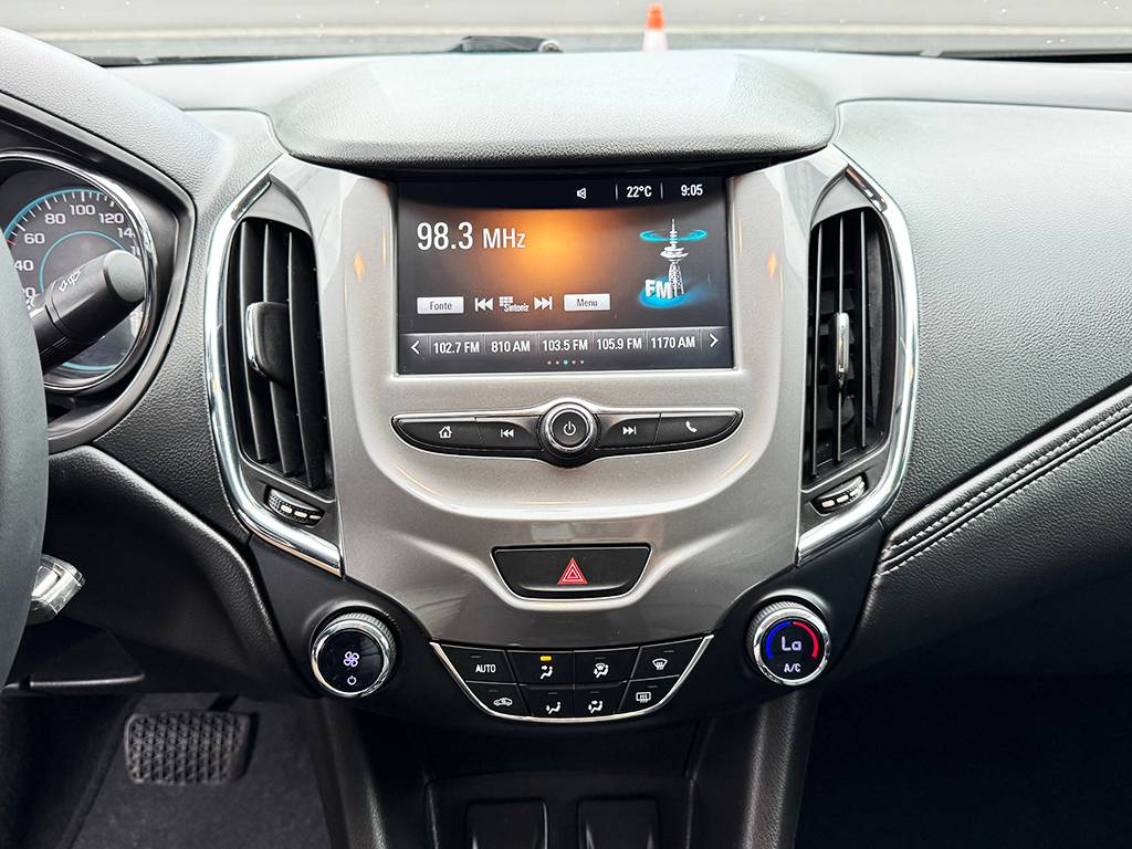 CHEVROLET CRUZE