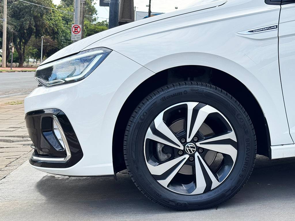 VOLKSWAGEN VIRTUS