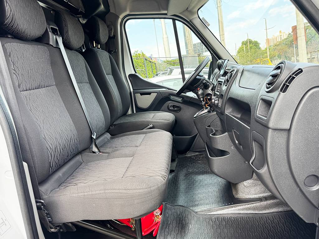 RENAULT MASTER