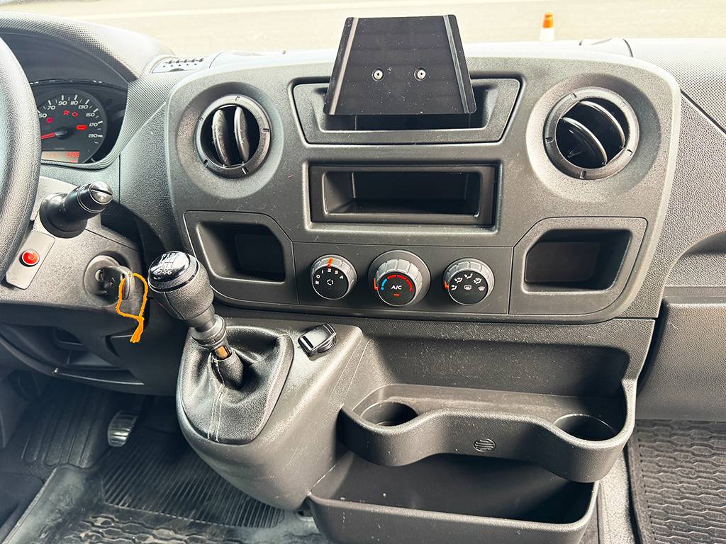 RENAULT MASTER