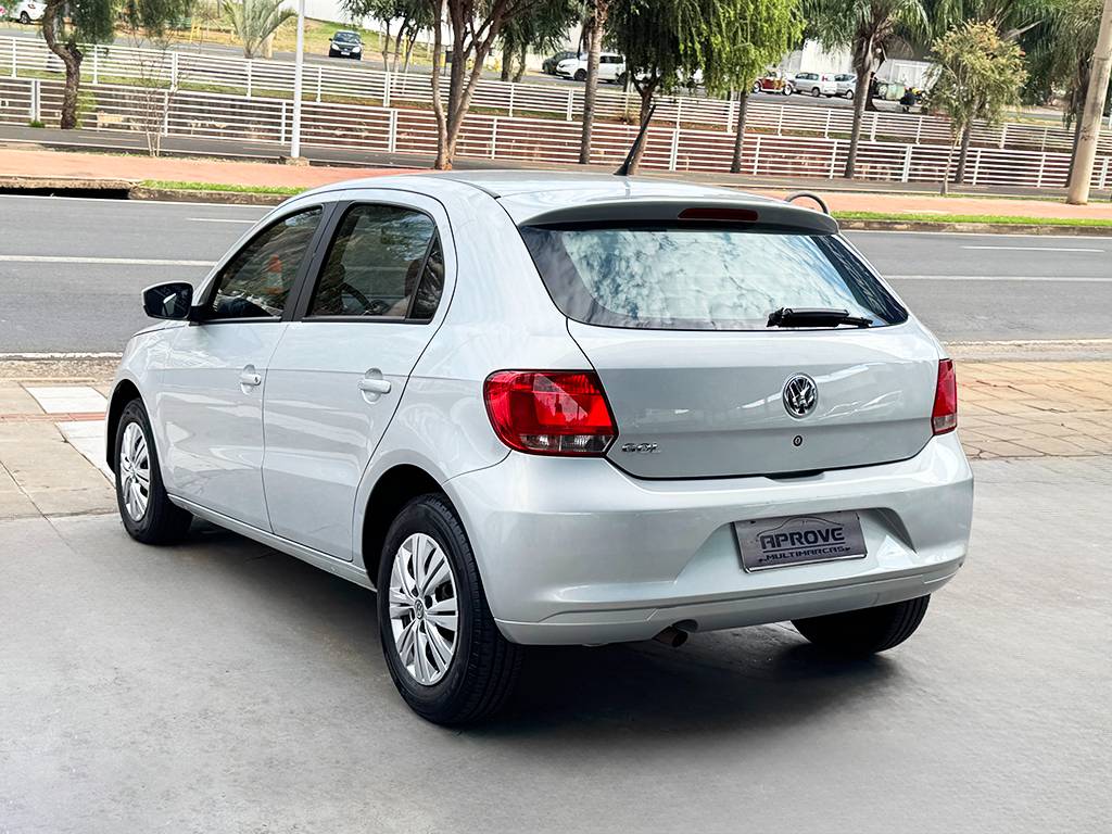 VOLKSWAGEN GOL