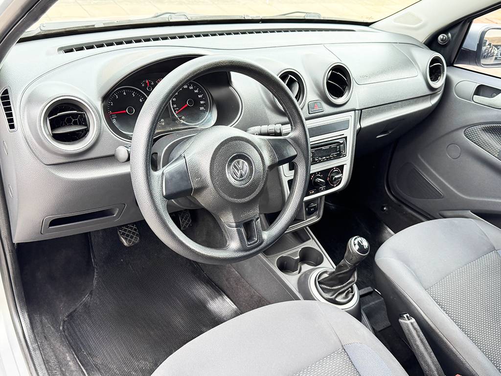 VOLKSWAGEN GOL