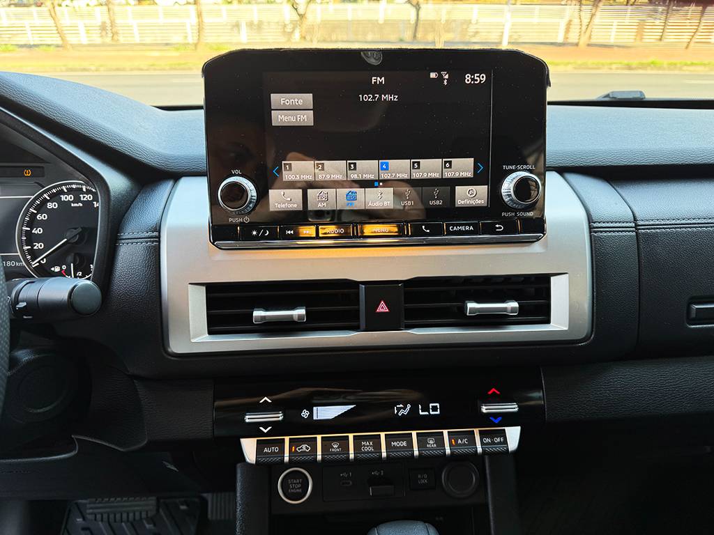 MITSUBISHI L200 TRITON