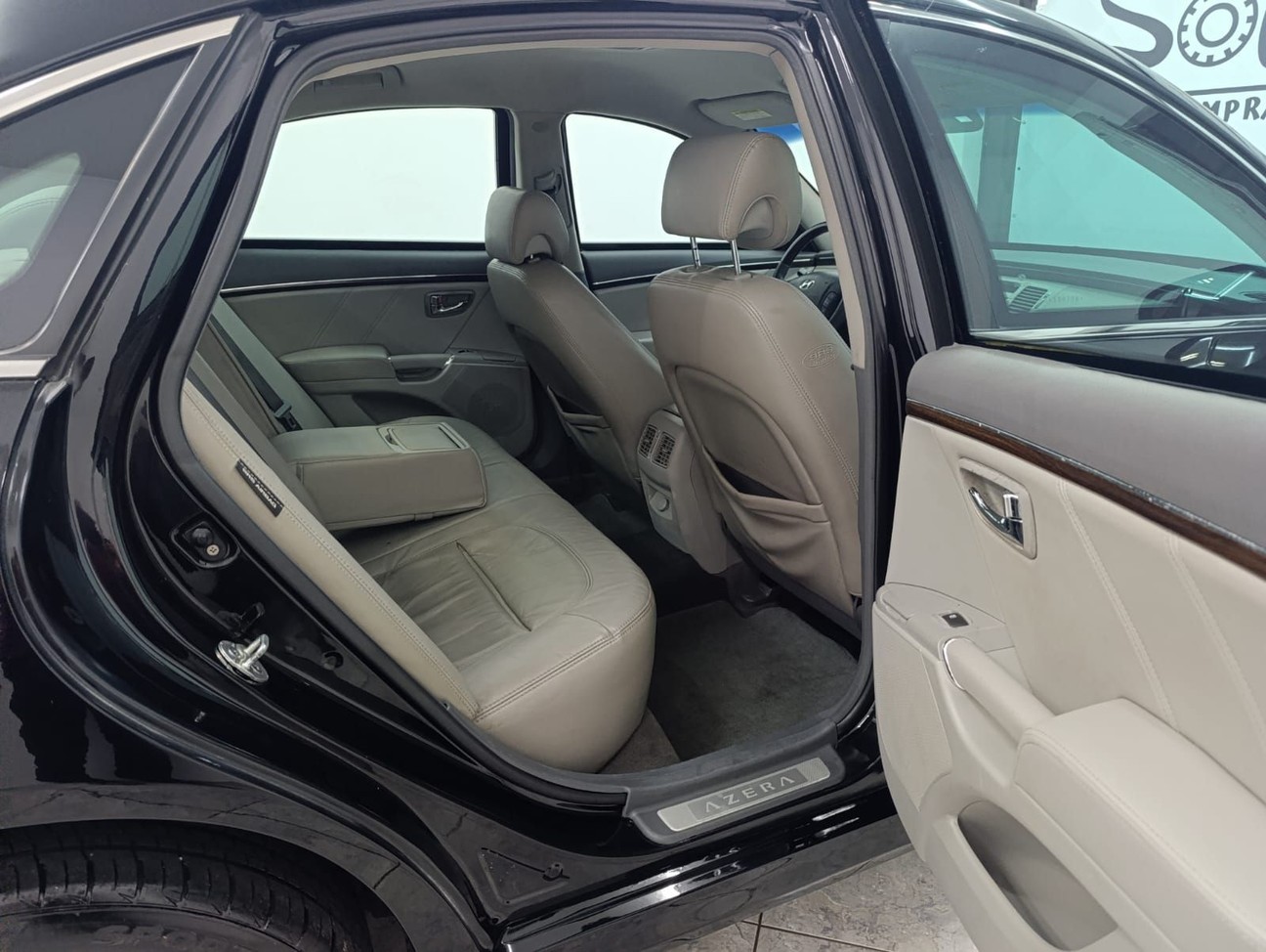HYUNDAI AZERA