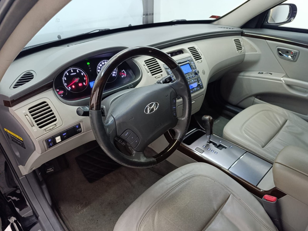 HYUNDAI AZERA