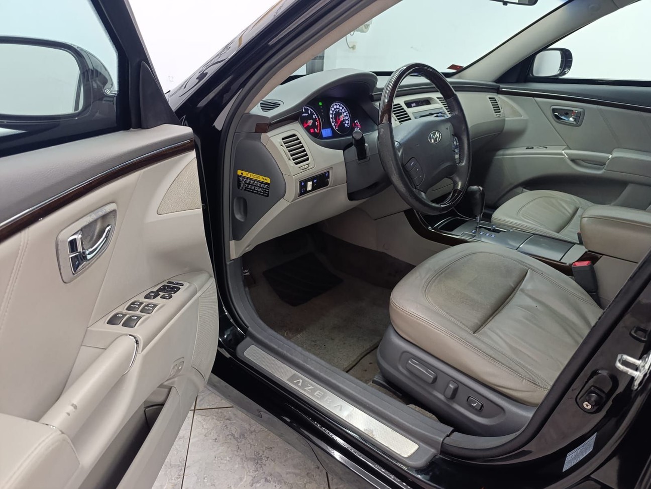 HYUNDAI AZERA