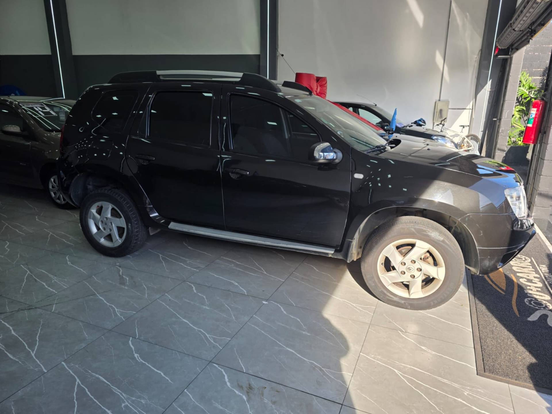 RENAULT DUSTER