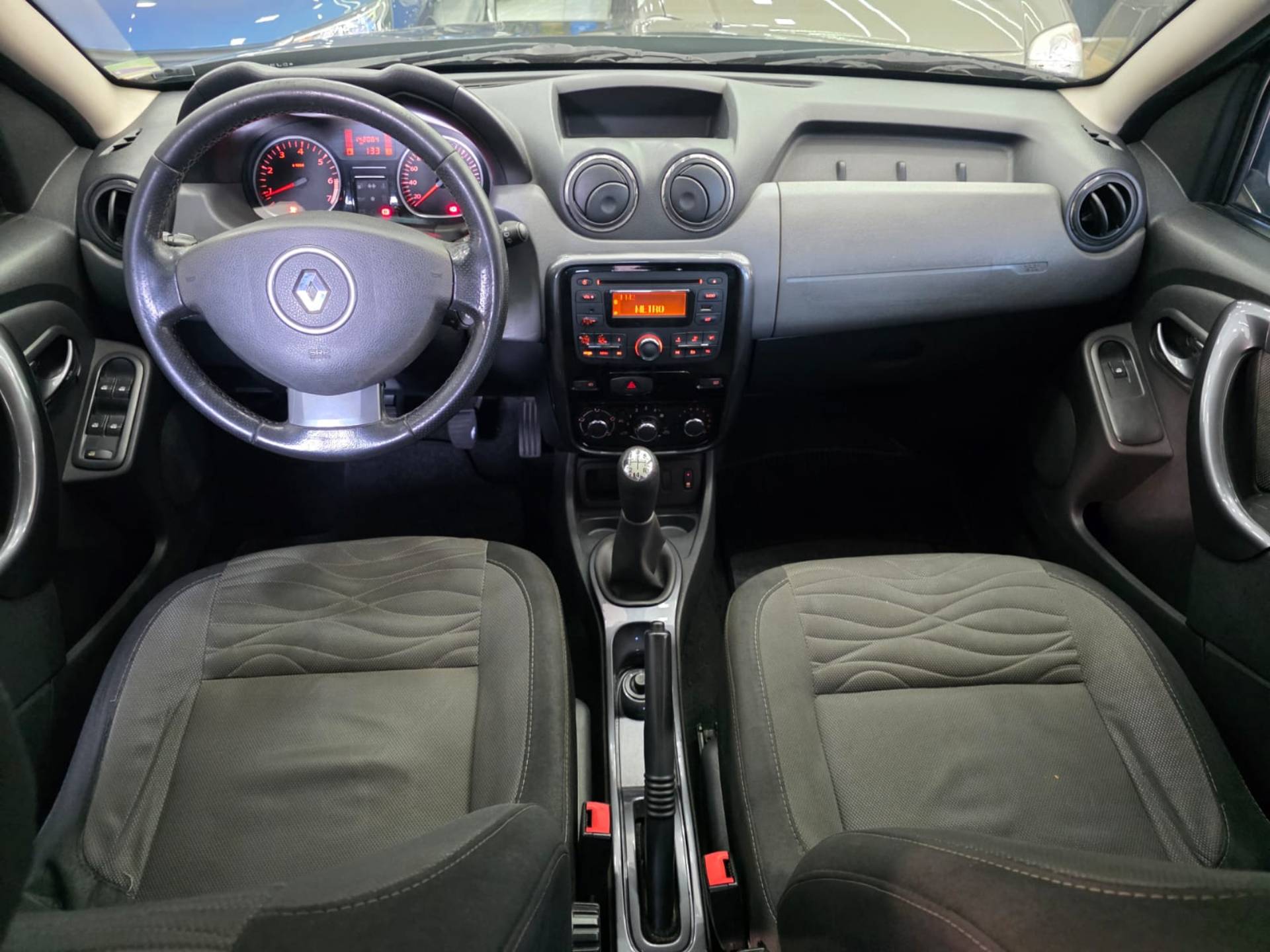 RENAULT DUSTER