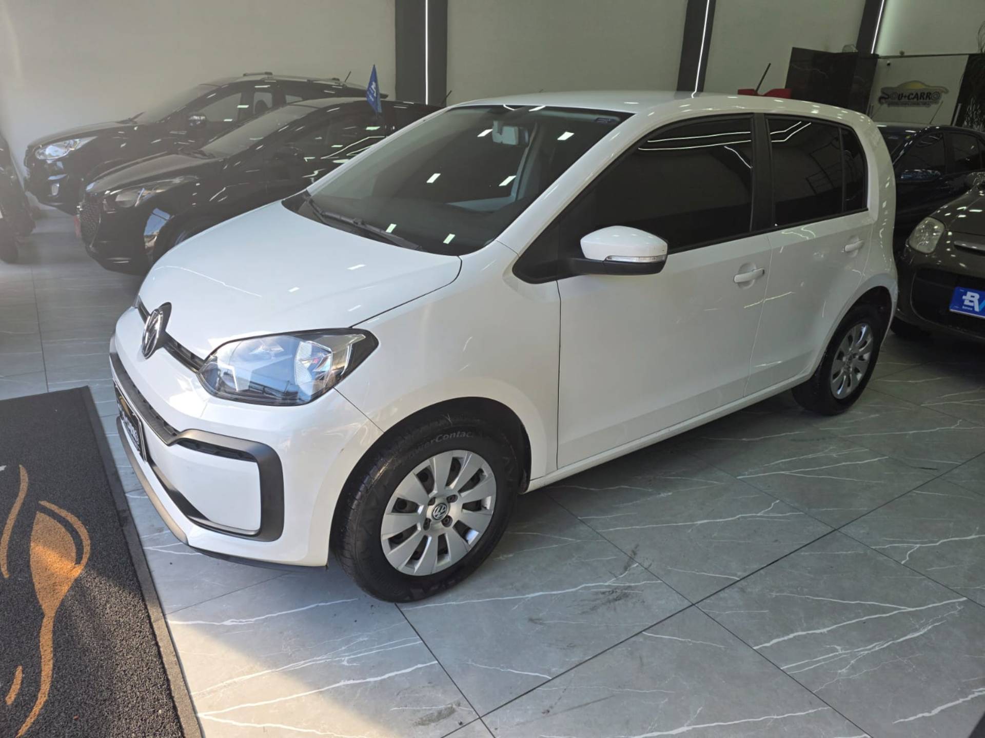 VOLKSWAGEN UP