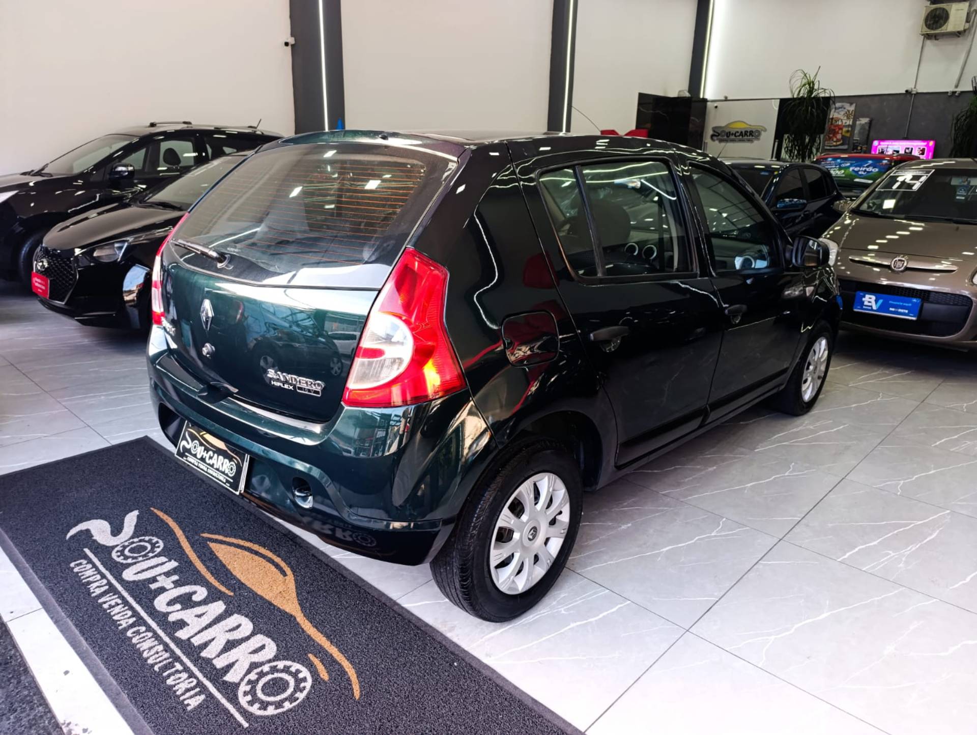 RENAULT SANDERO