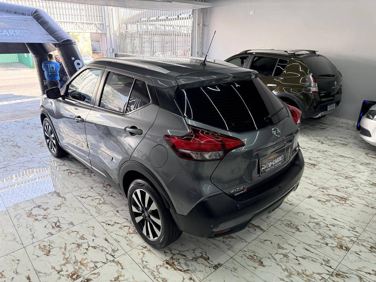 NISSAN KICKS