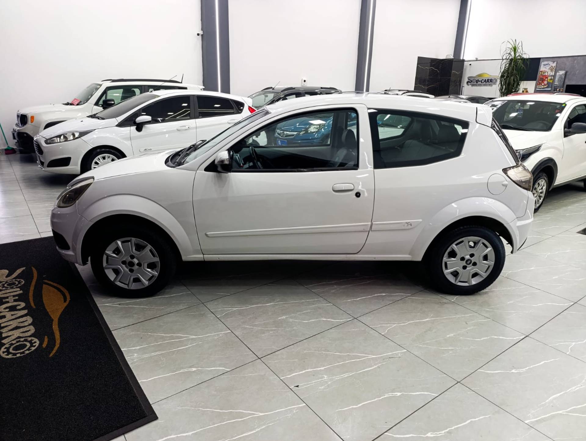 FORD KA