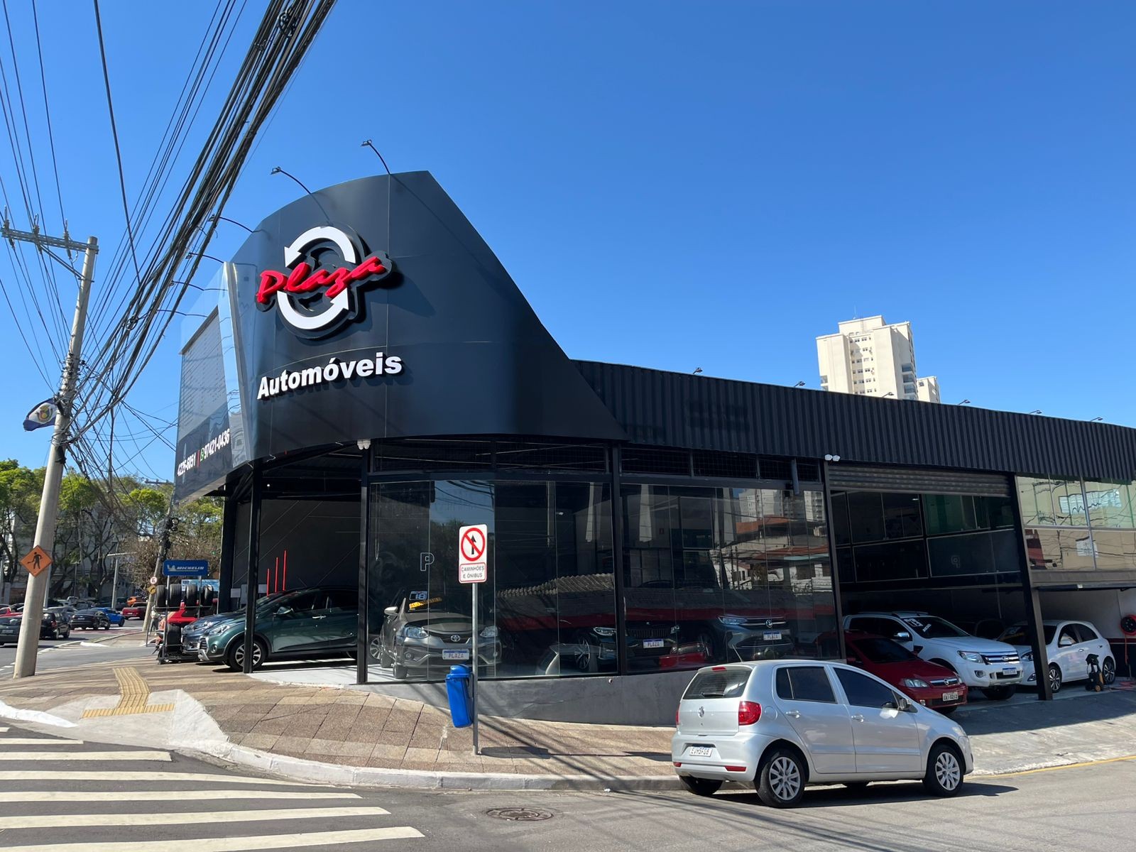 Plaza Automóveis